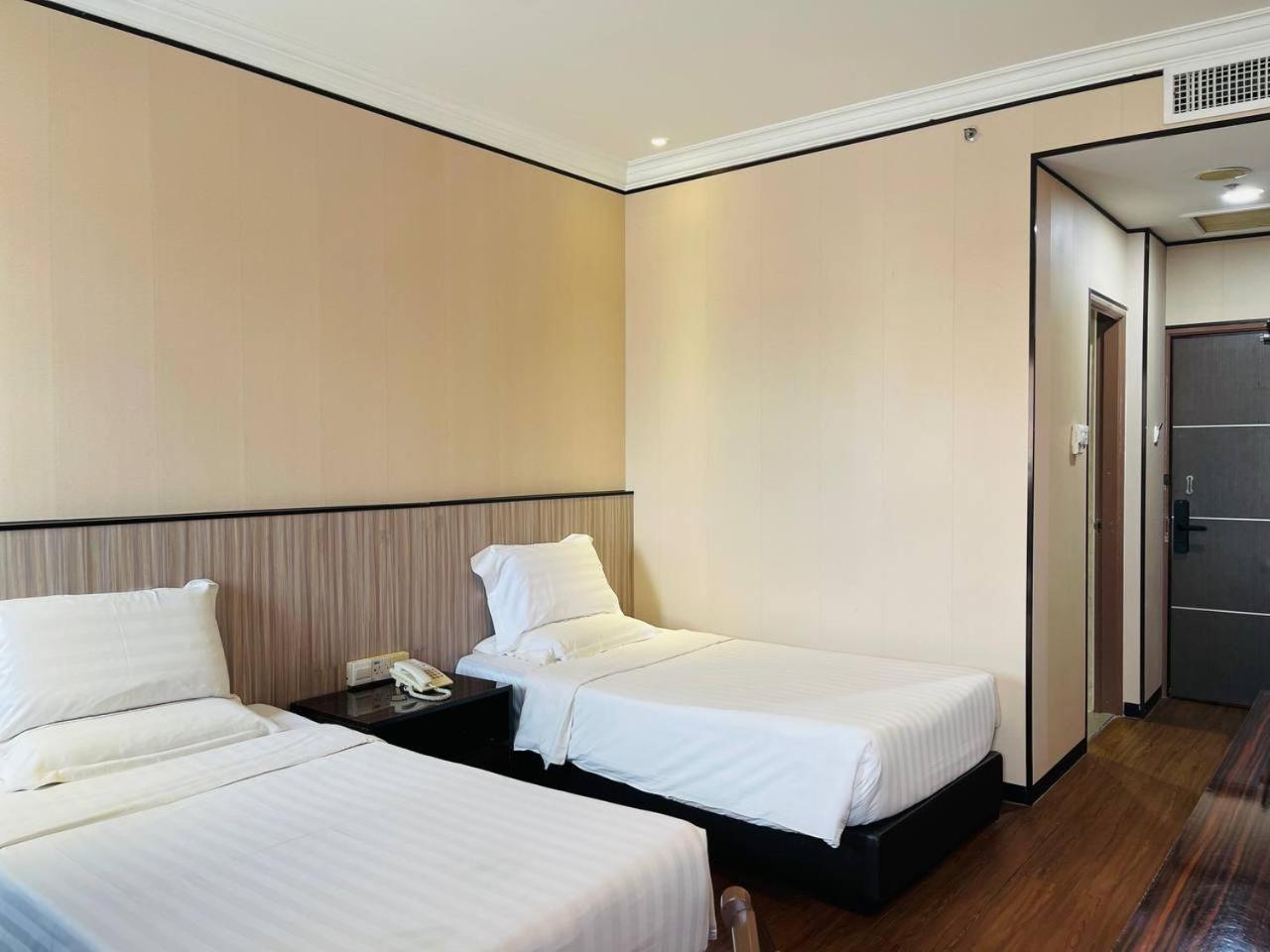 Penview Hotel Kuching Zewnętrze zdjęcie