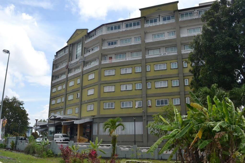 Penview Hotel Kuching Zewnętrze zdjęcie